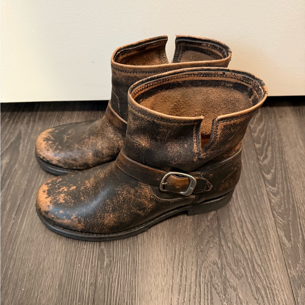 Frye Womens Veronica Bootie Sz 8 Distressed Brown MSRP $260+